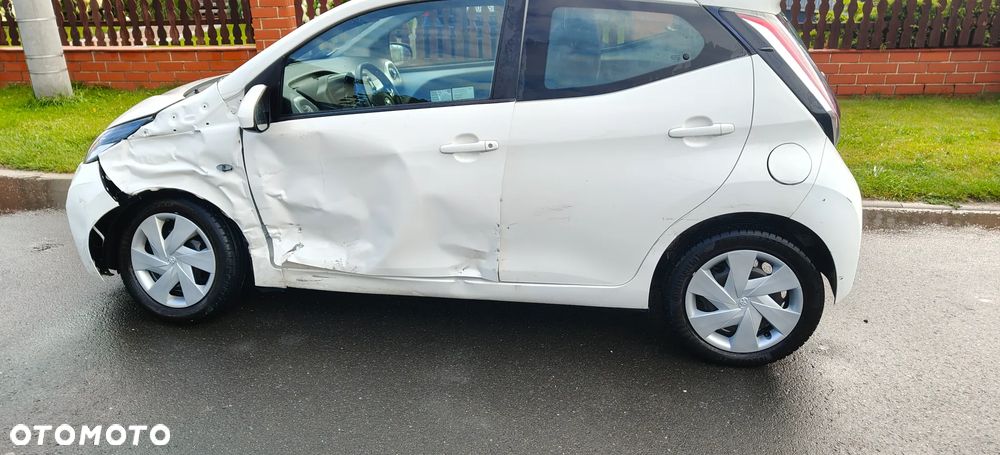Toyota Aygo x-cite - 5