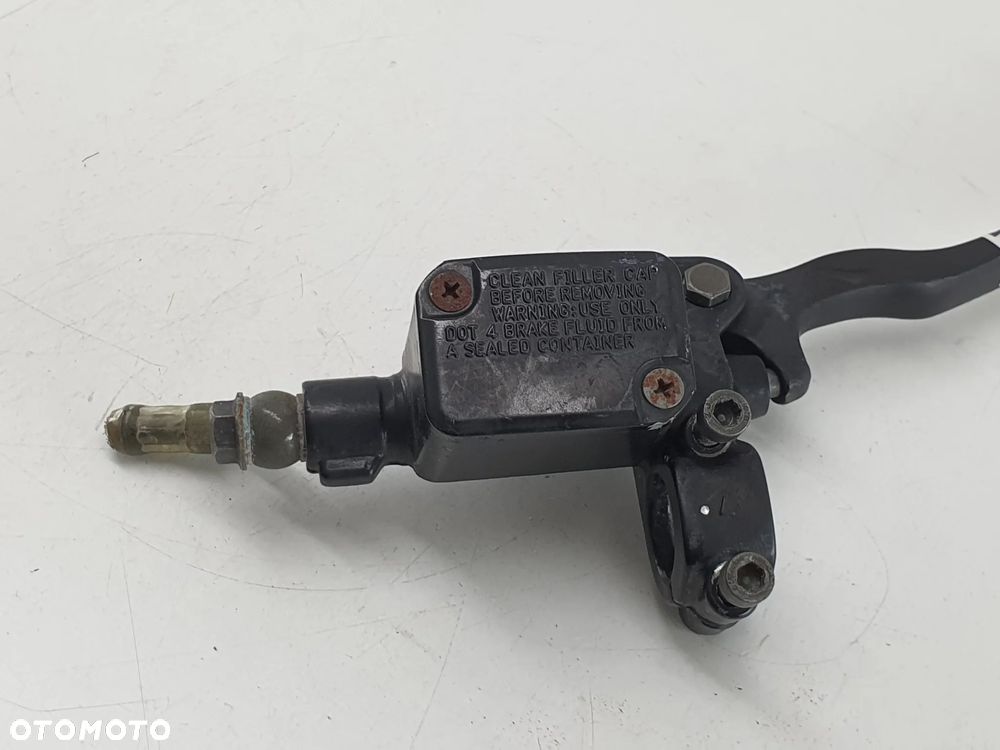 E-MAX 90S POMPA HAMULCA PRZÓD M1 - 7