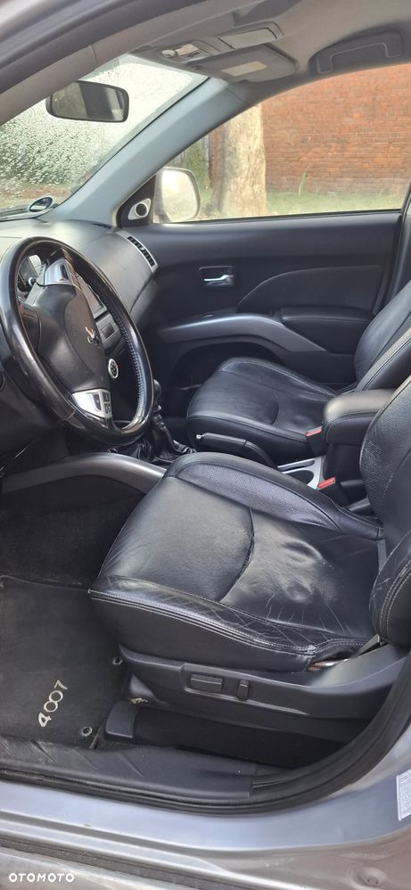 Peugeot 4007 2.2HDi Premium - 11