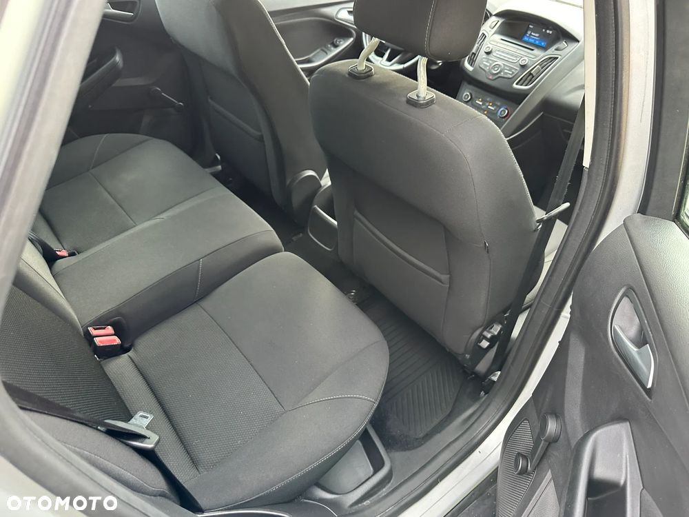 Ford Focus - 14