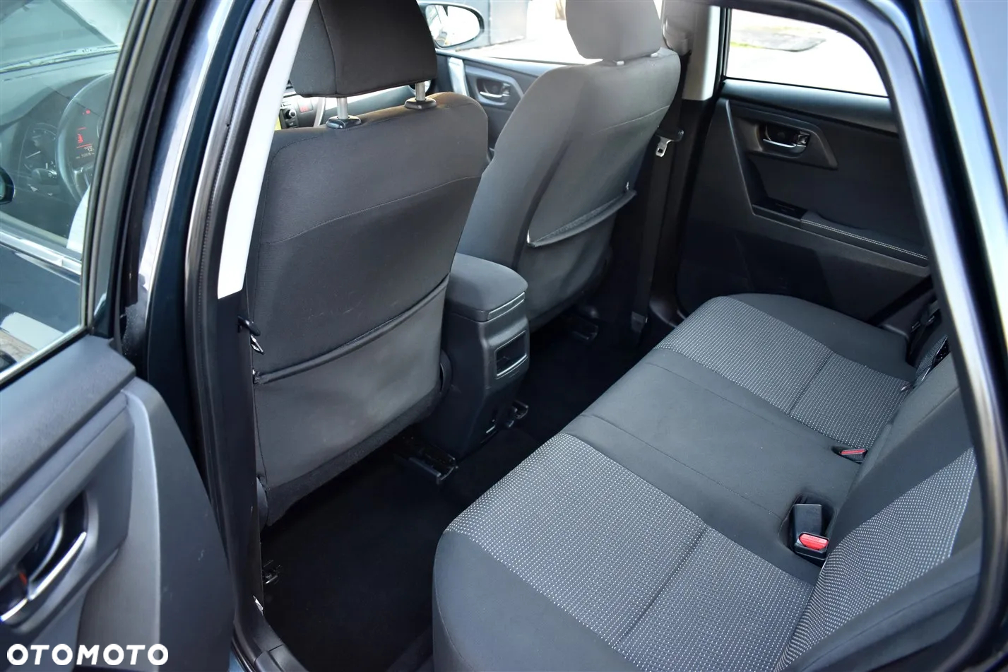 Toyota Auris 1.6 Sprint - 13