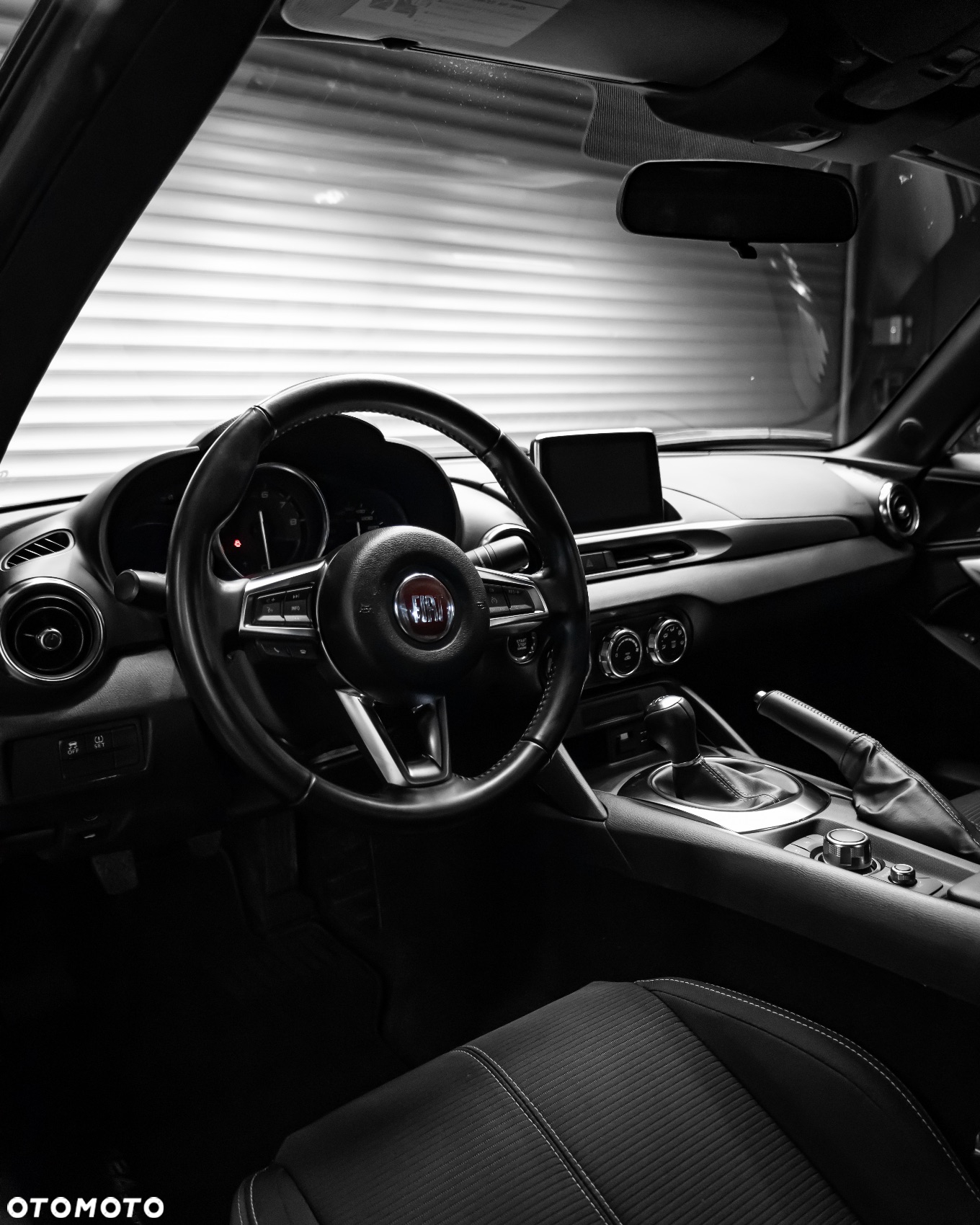 Fiat 124 Spider 1.4 MultiAir Turbo - 13
