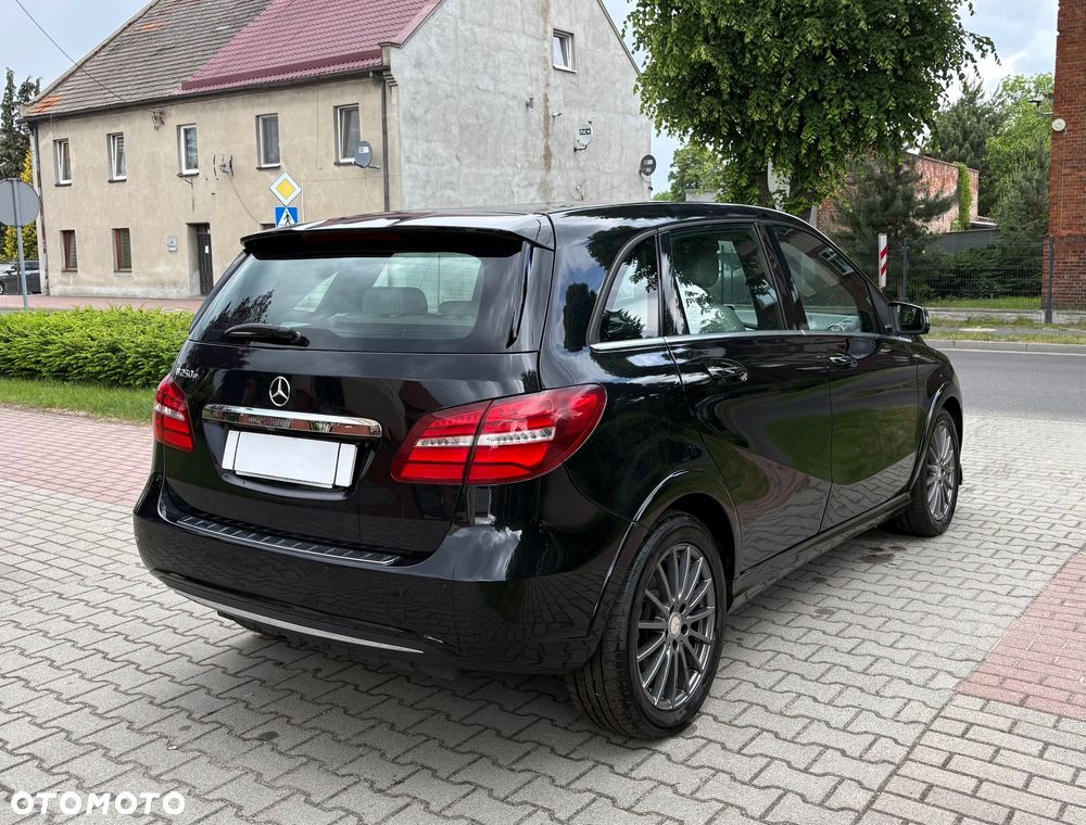 Mercedes-Benz Klasa B (Electric Drive) 250 e - 3