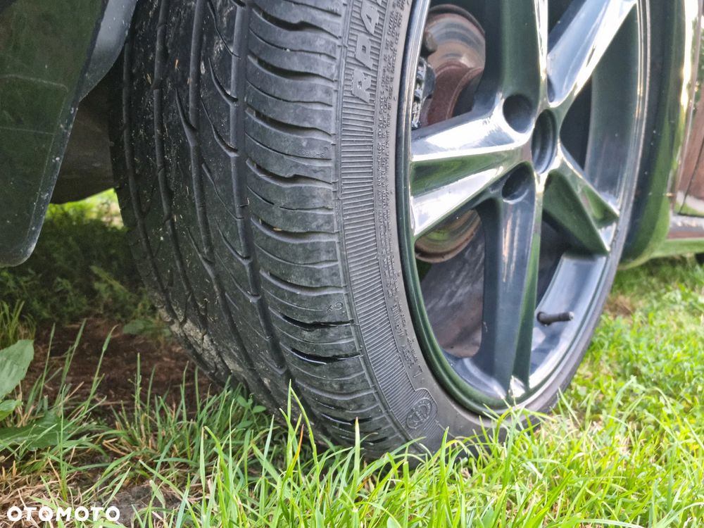 Volkswagen New Beetle - 9