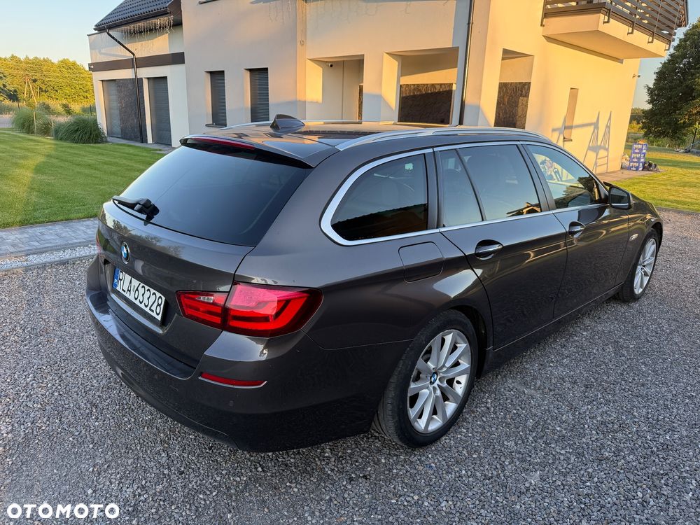 BMW Seria 5 520d Luxury Line - 3