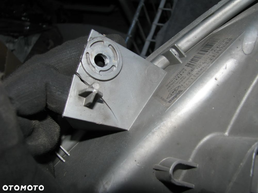 OPEL VIVARO A TRAFIC II REFLEKTOR PRAWY PRZÓD LAMPA PRZEDNIA EU7700311372 - 4