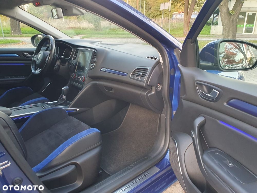 Renault Megane ENERGY TCe 205 EDC GT - 35