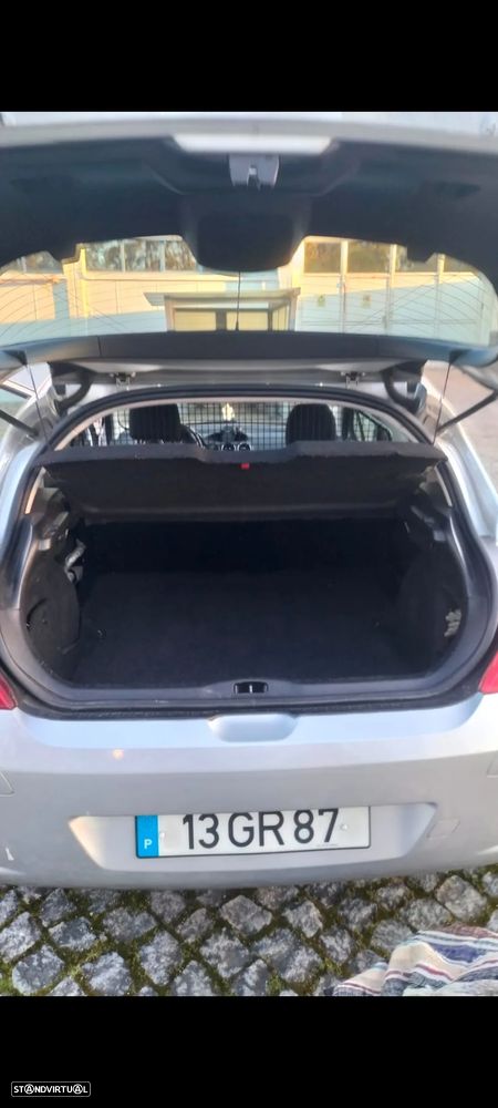 Peugeot 308 1.6 HDi Premium - 4