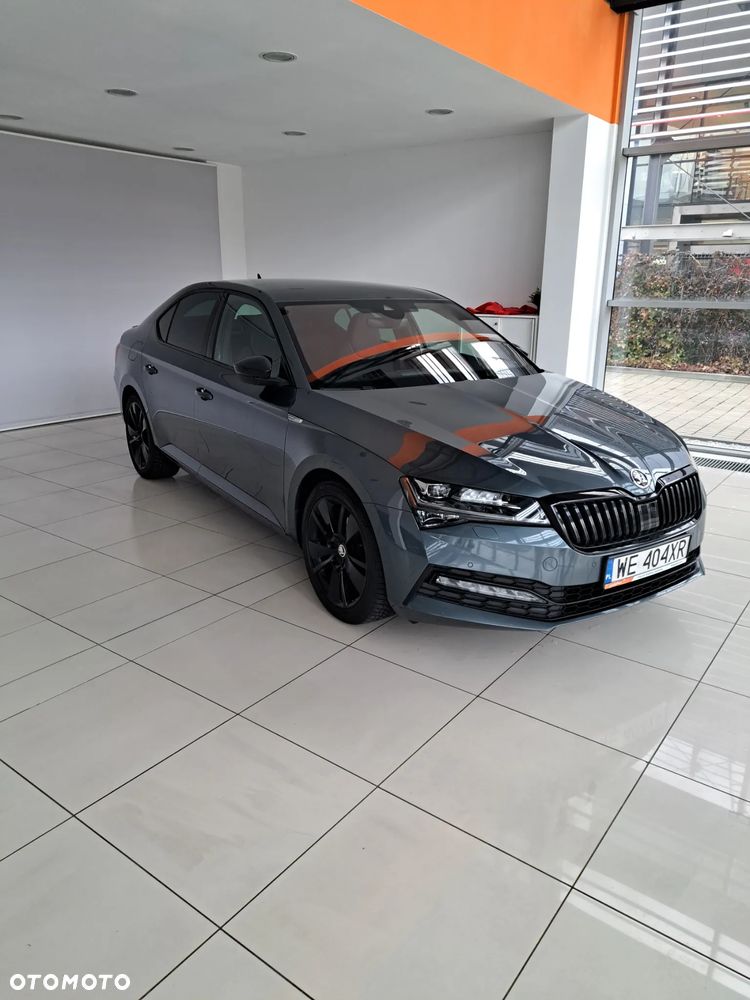 Skoda Superb 2.0 TDI SCR 4x4 Sportline DSG - 6