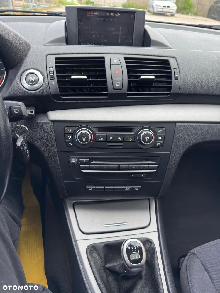 BMW Seria 1 118i - 8