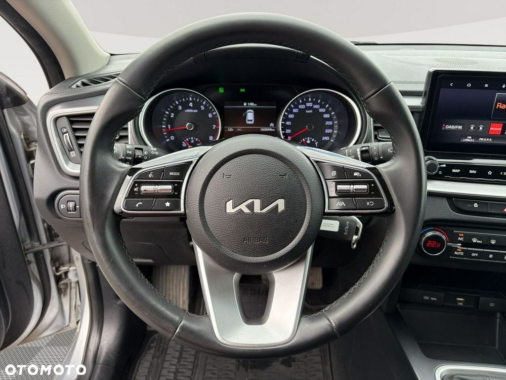Kia Ceed 1.5 T-GDI M - 14