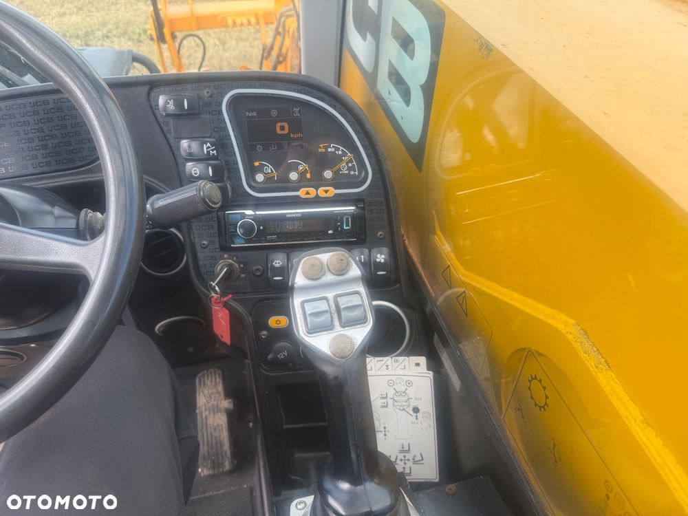 JCB 541-70 Agrisuper - 8