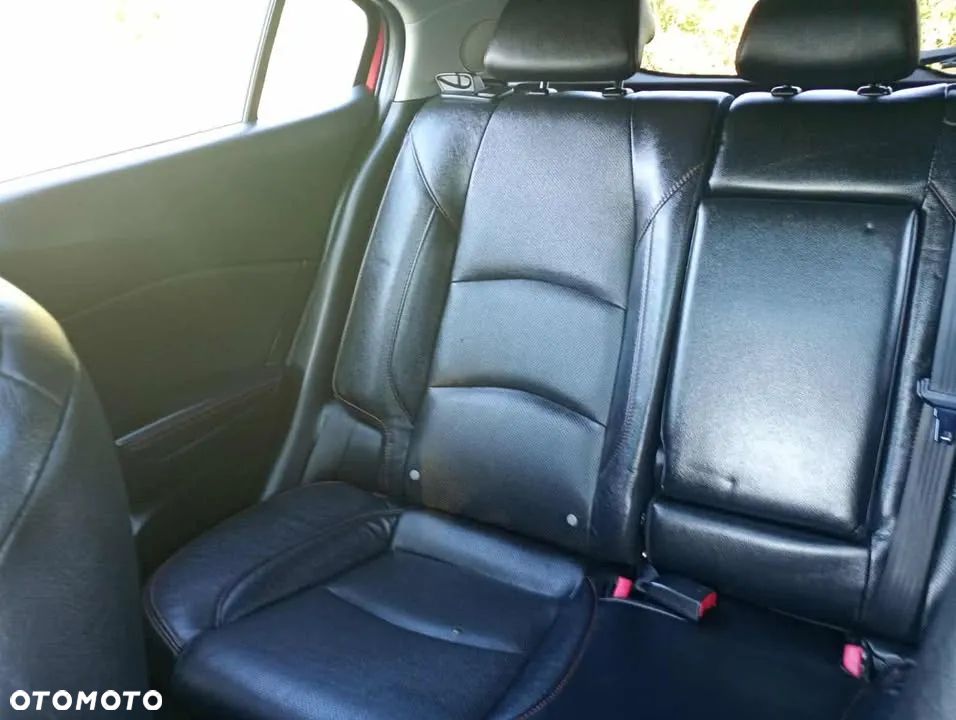 Mazda 3 - 13