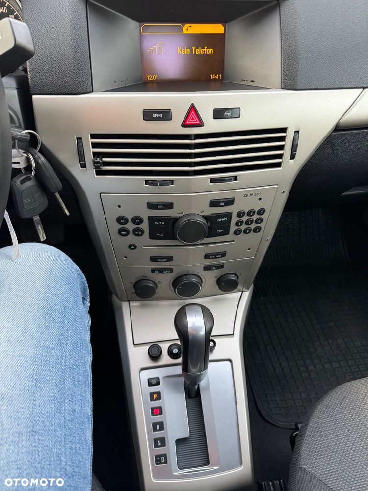 Opel Astra - 10