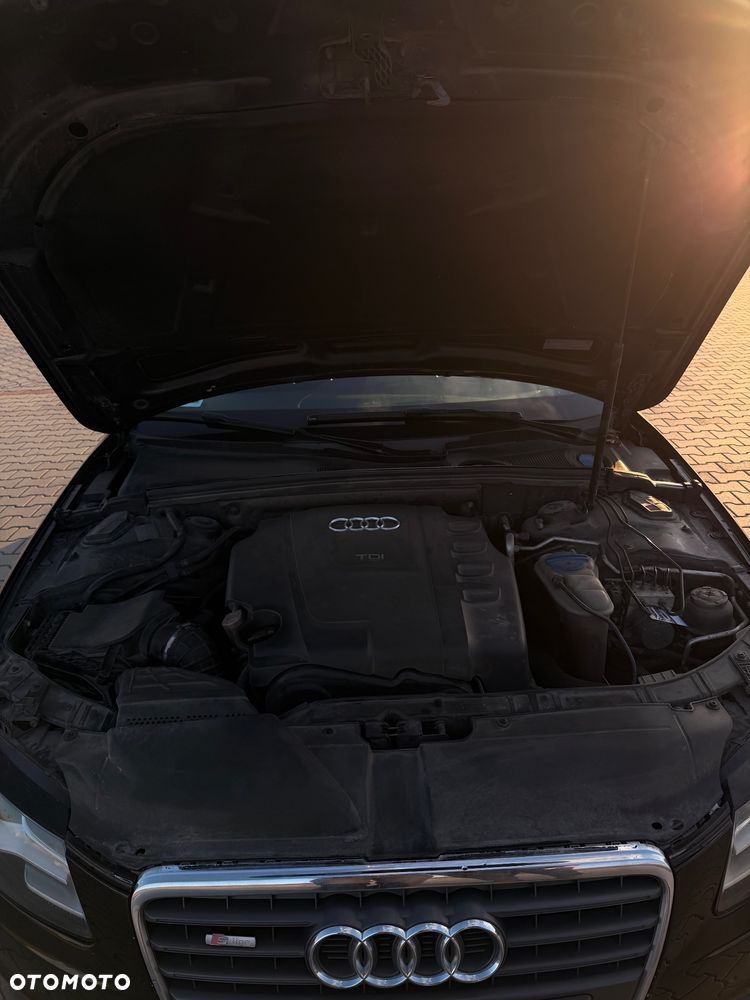 Audi A4 Limousine - 16