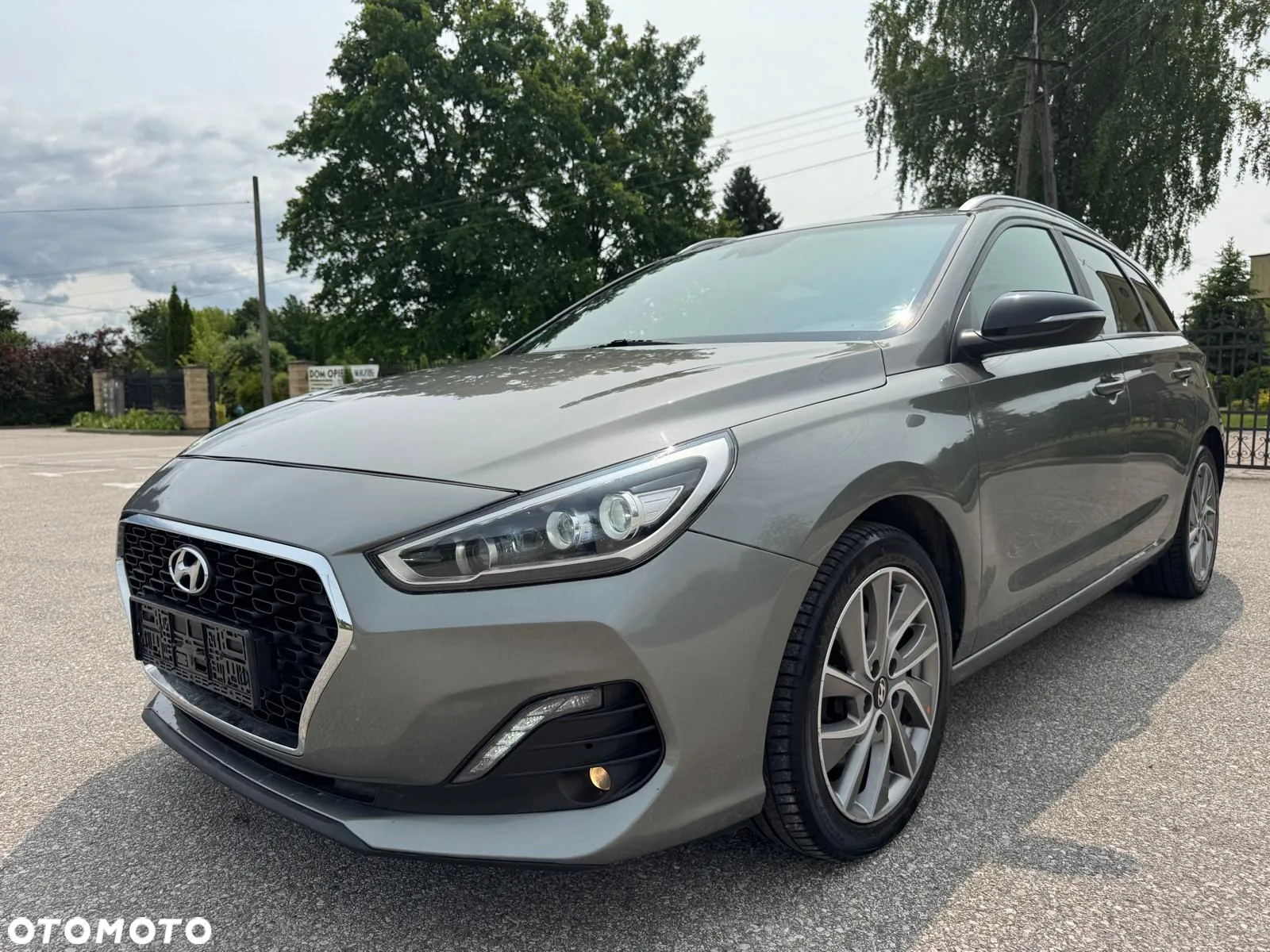 Hyundai i30 Fastback 1.4 T-GDI GPF Premium DCT - 12