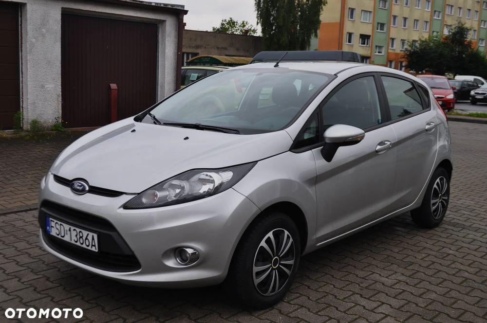 Ford Fiesta 1.25 Ambiente EU5 - 1