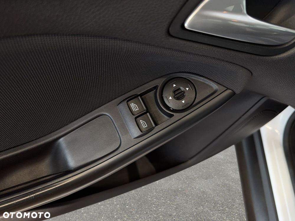 Ford Focus - 23