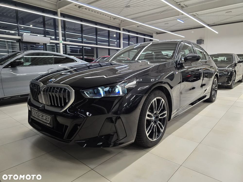 BMW Seria 5 520i mHEV M Sport - 1