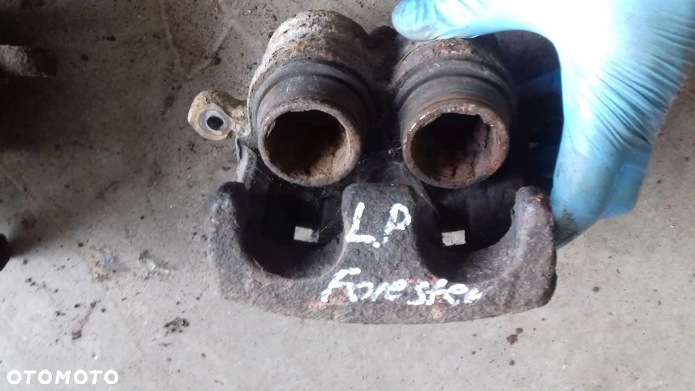 zacisk hamulcowy przód lewy prawy Subrau Forester III SH 2.0 D EE20Z - 2