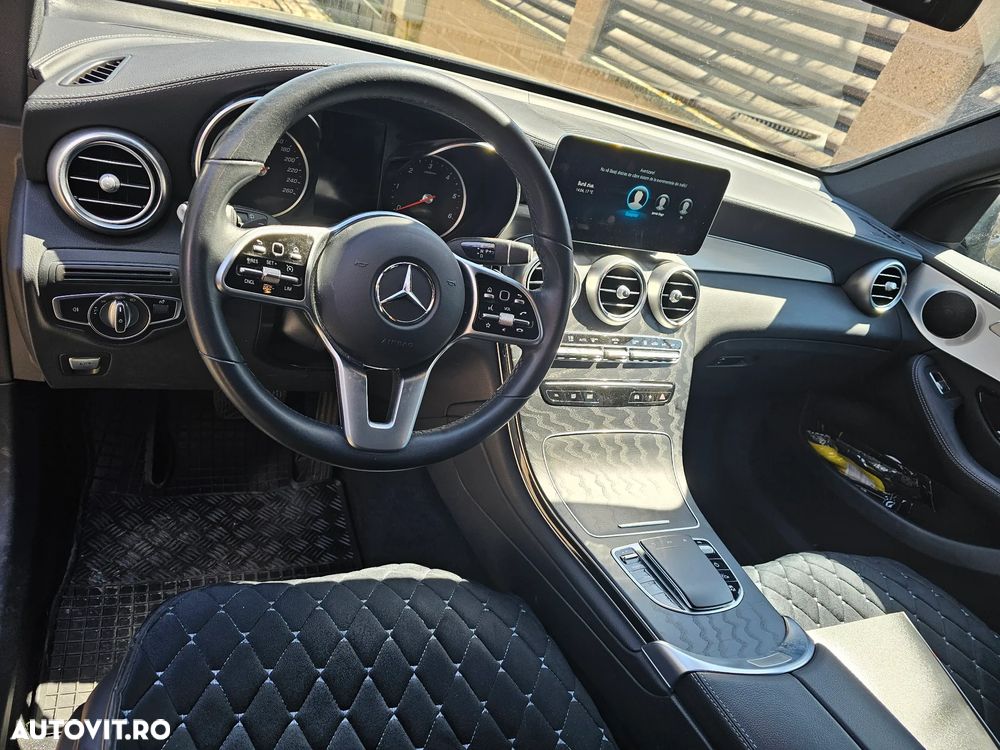 Mercedes-Benz GLC - 1