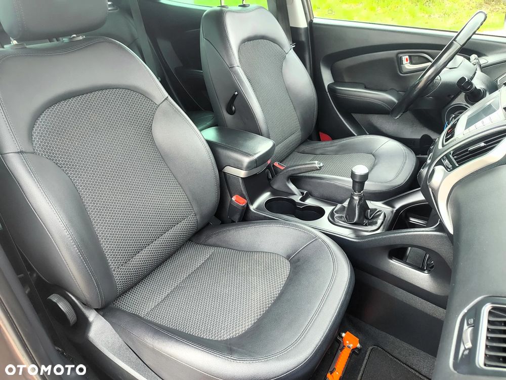 Hyundai ix35 2.0 2WD Style - 31