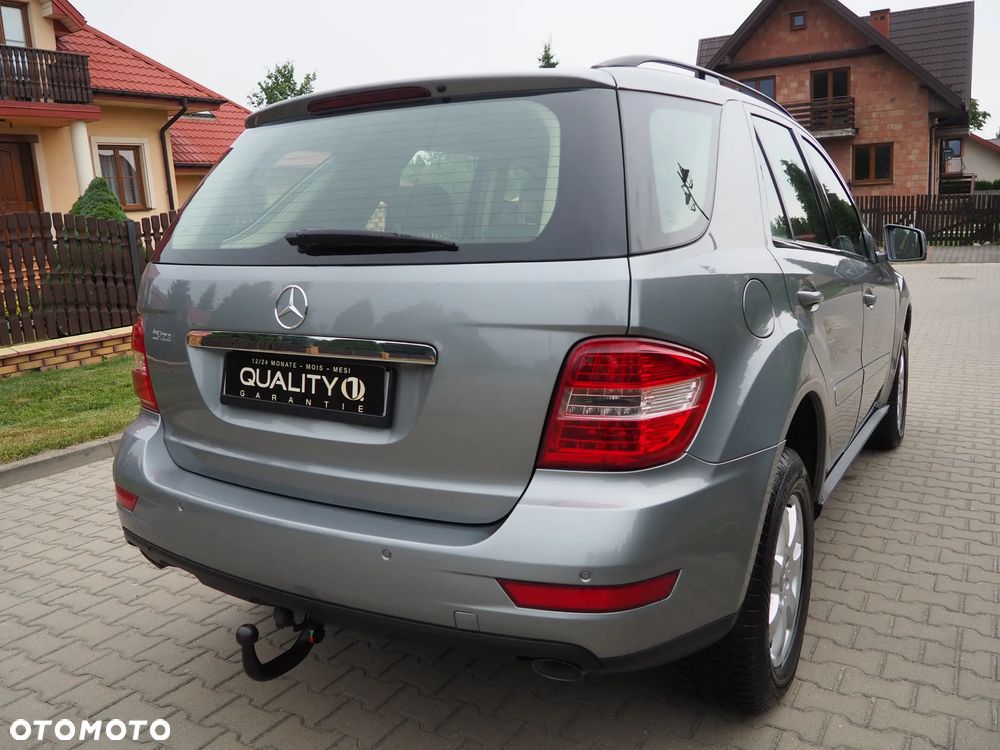 Mercedes-Benz ML - 13