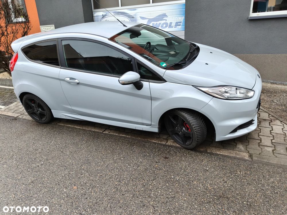 Ford Fiesta 1.6 EcoBoost ST200 - 8