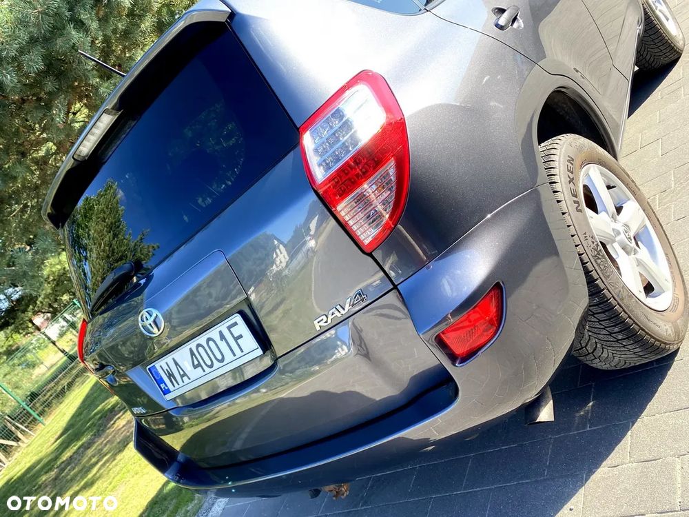 Toyota RAV4 2.2 D-CAT Premium - 12