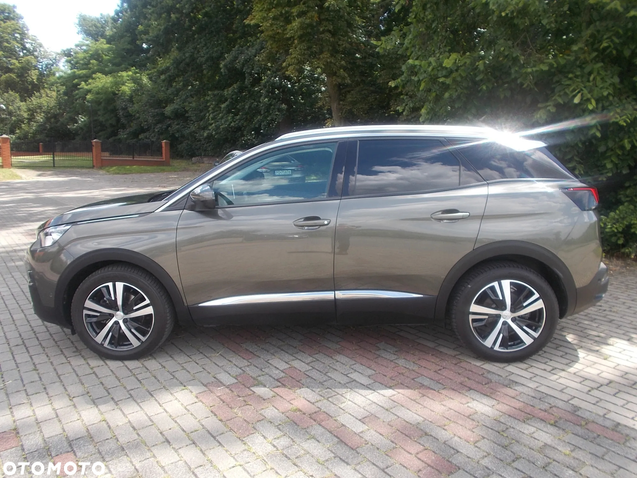 Peugeot 3008 1.2 PureTech Allure S&S EAT6 - 10