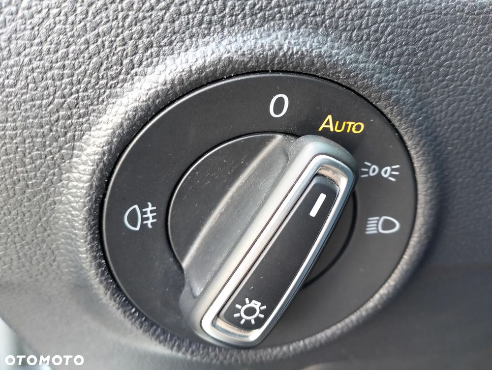 Volkswagen T-Roc 1.0 TSI Advance - 25