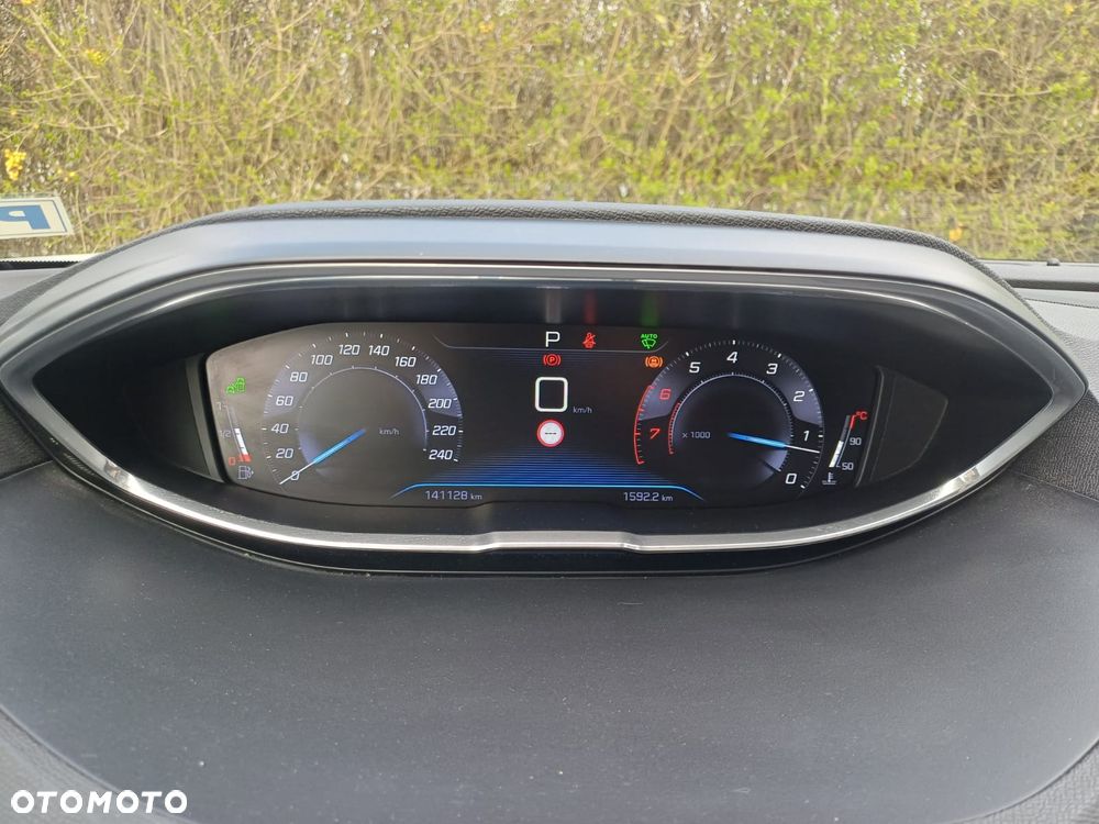 Peugeot 3008 1.6 THP Active S&S EAT6 - 10