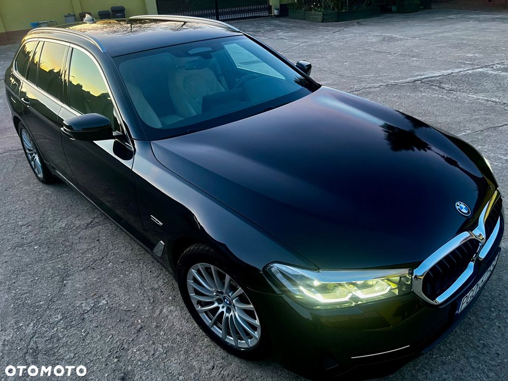 BMW Seria 5 ver-530e - 39