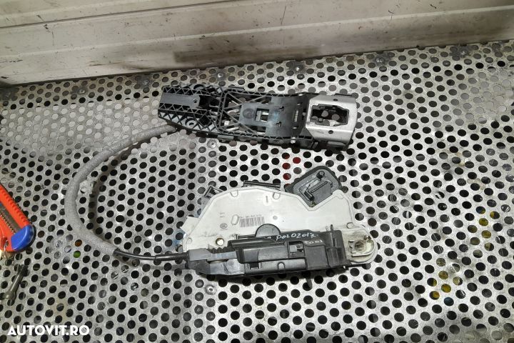 Broasca usa fata stanga 5K1837015E 5K1837015E Volkswagen VW Polo 5 6R - 1