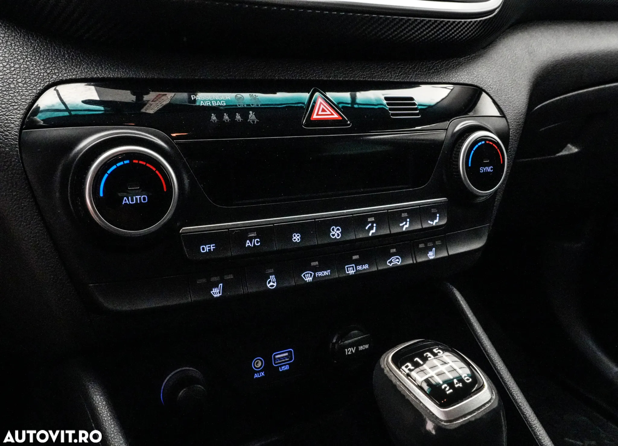 Hyundai Tucson 1.6 CRDi 4WD 6MT Premium - 19
