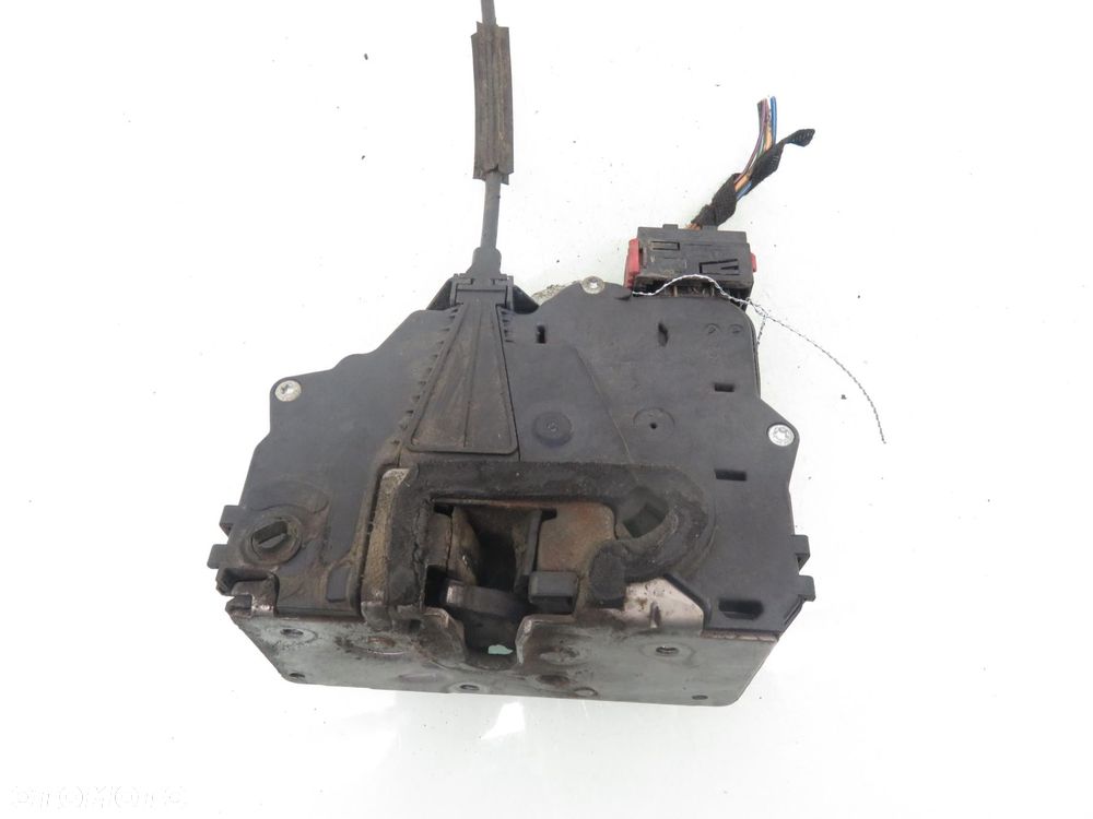 ZAMEK PRAWY TYLNY FIAT GRANDE PUNTO 55701966 6 PIN - 3