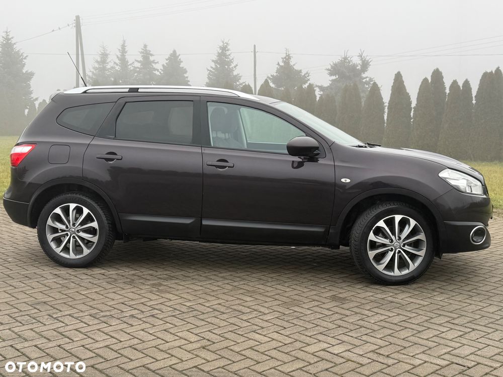 Nissan Qashqai+2 - 15