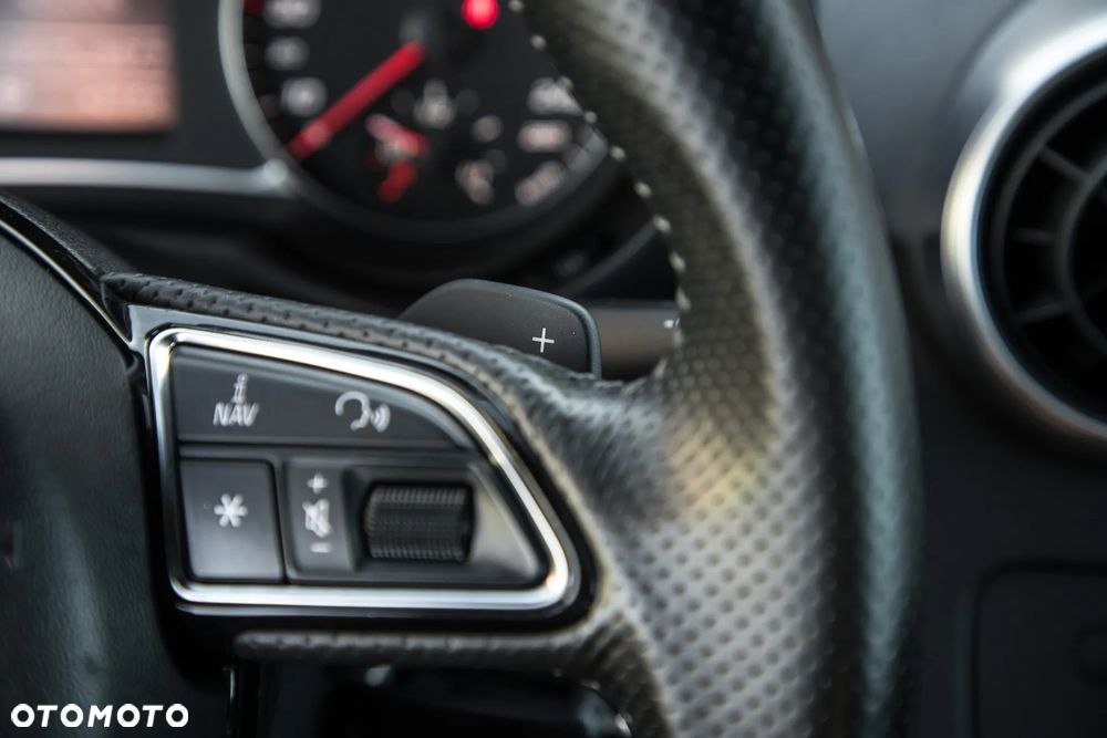 Audi A1 3-drzwiowe 1.4 TFSI S tronic S line edition m S line Sportpaket - 20