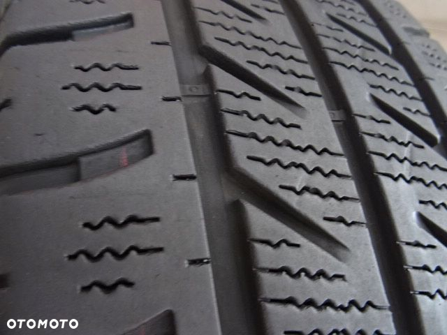 215/65/R16C 109/107T Goodyear Vector 4seasons Cargo - 3