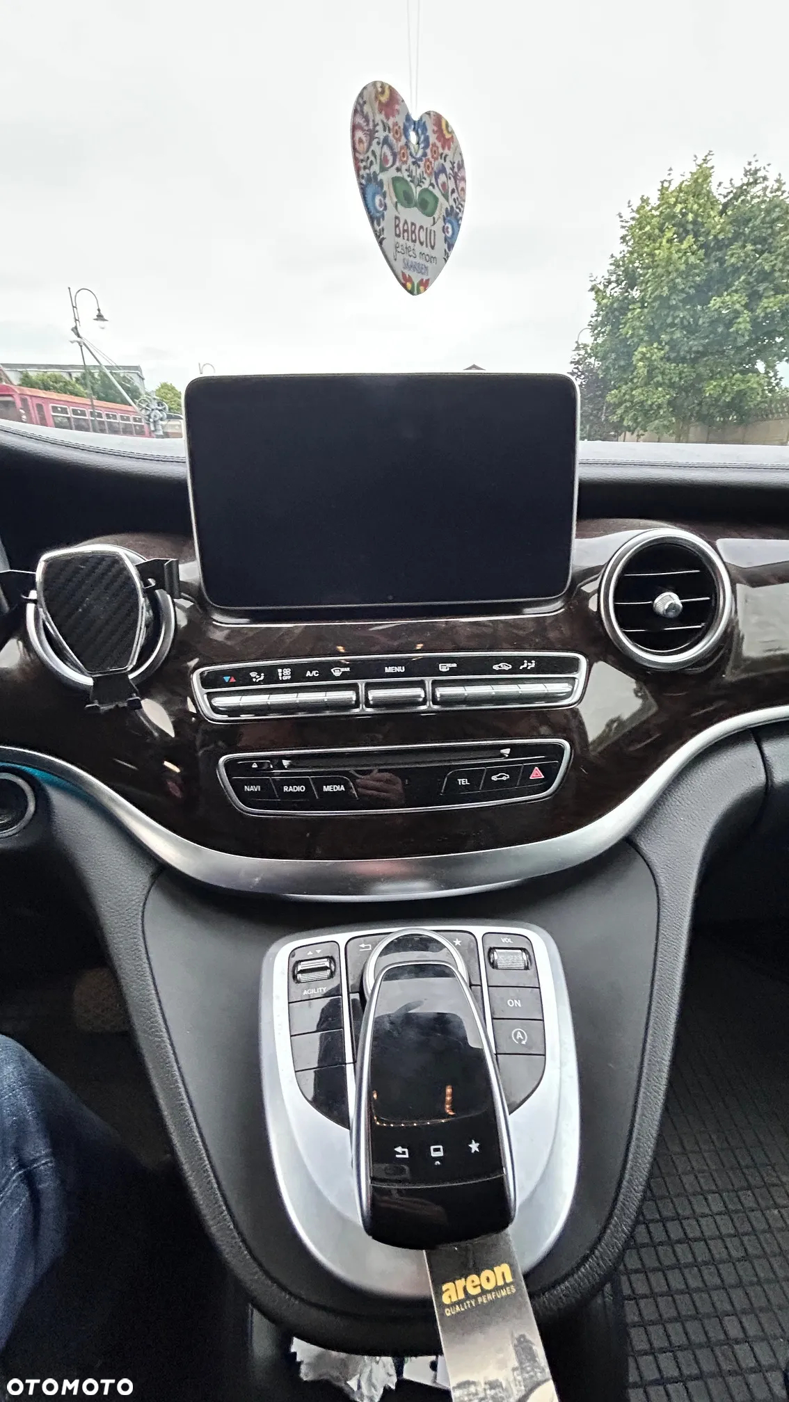 Mercedes-Benz Klasa V 220 (BlueTEC) d Avantgarde 7G-Tronic - 13