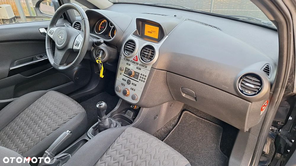 Opel Corsa - 17