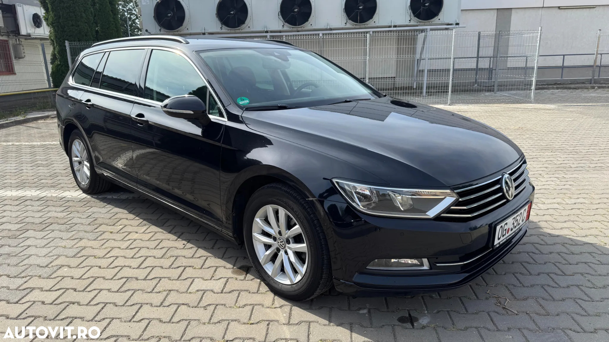 Volkswagen Passat Variant 2.0 TDI DSG (BlueMotion Technology) Comfortline - 8