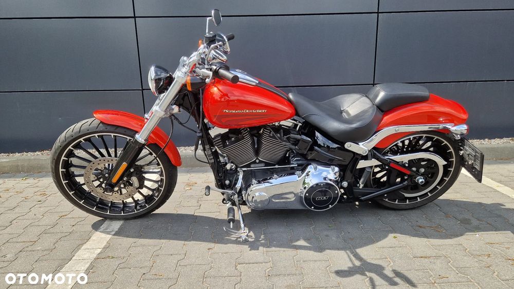Harley-Davidson FXSB Breakout - 1