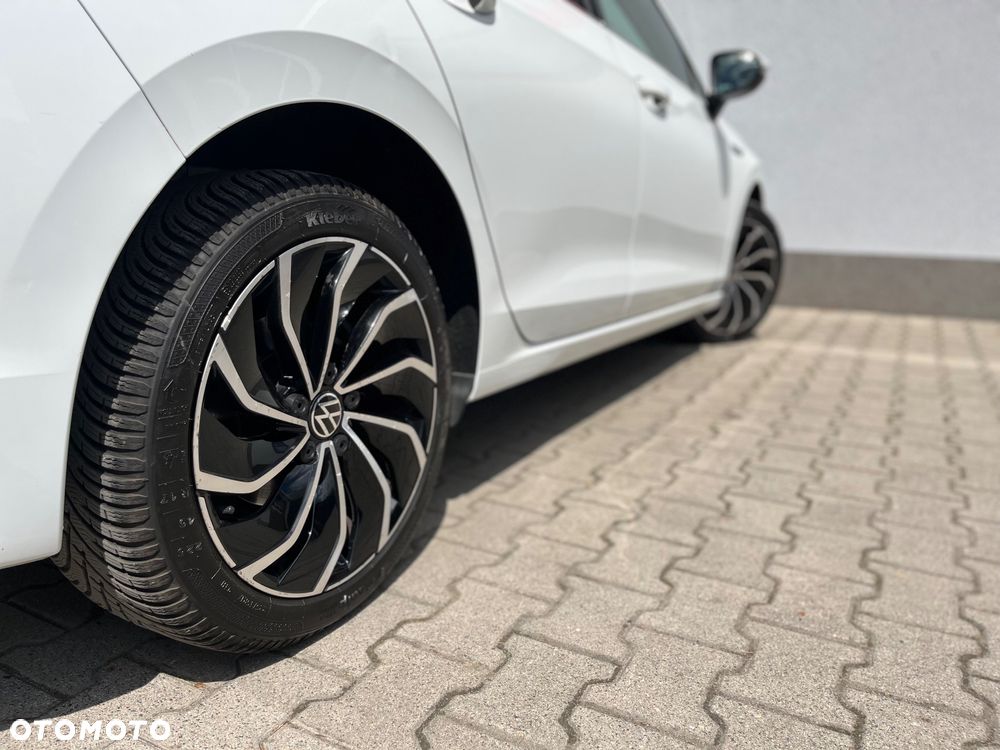 Volkswagen Golf 1.5 TSI EVO Style - 13