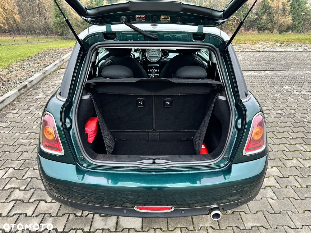 MINI Cooper Standard - 19