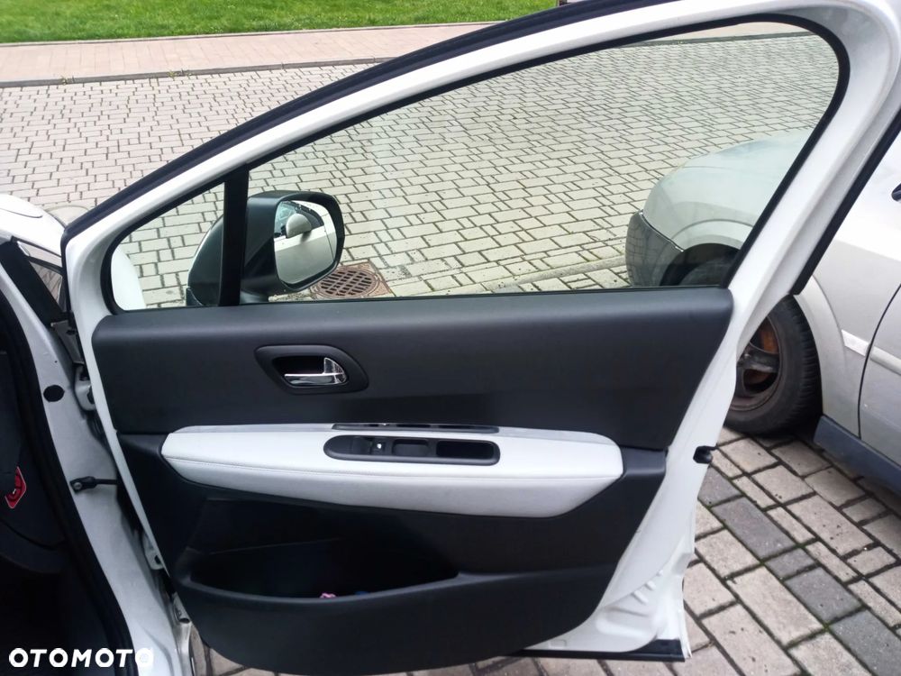 Peugeot 3008 2.0 HDi Active - 23