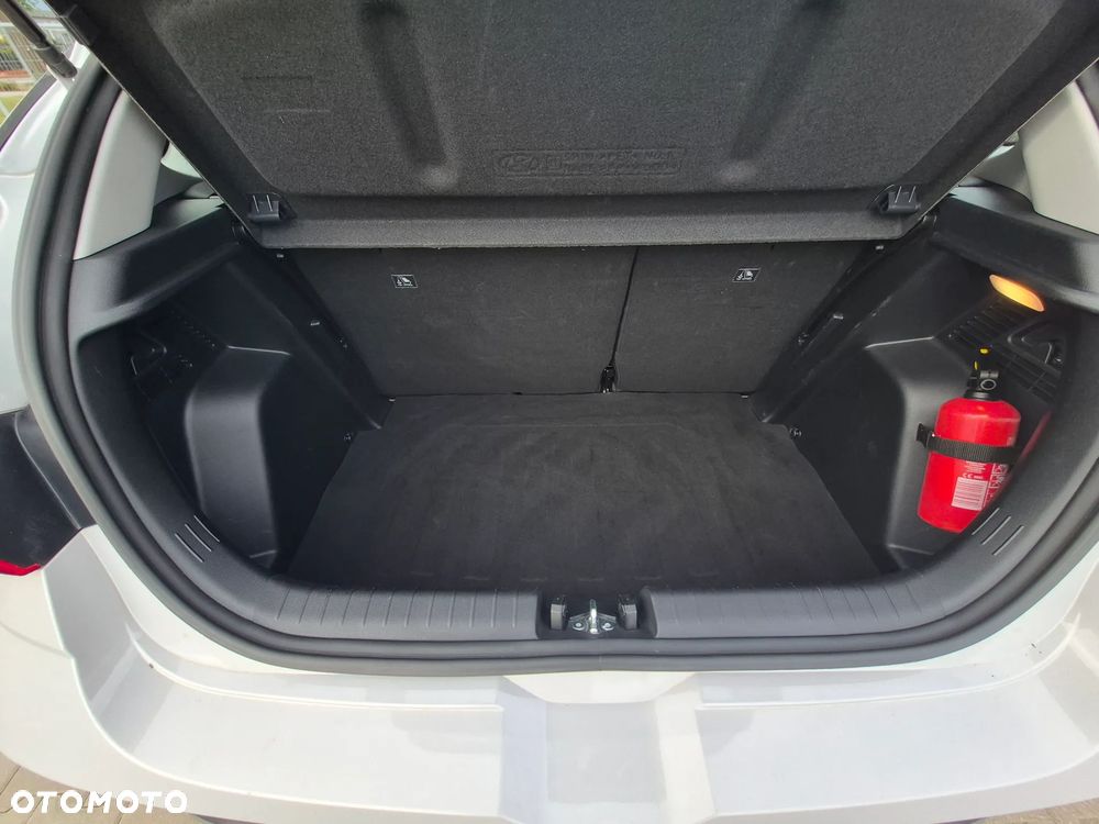 Hyundai i20 1.2 Modern - 32
