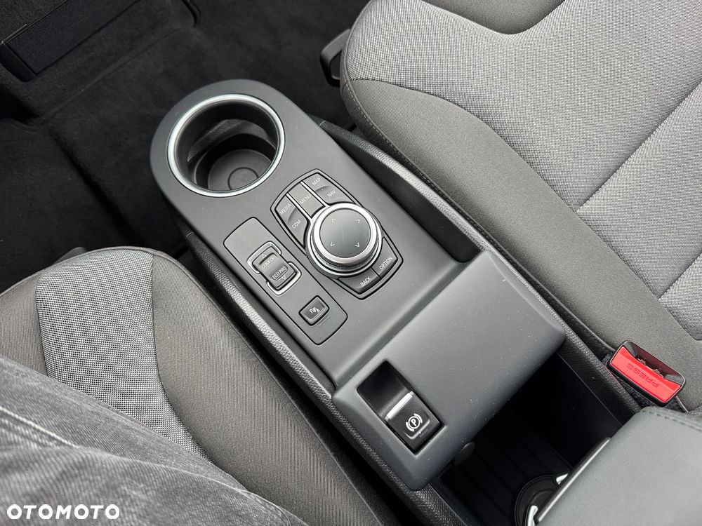 BMW i3 (120 Ah) - 16