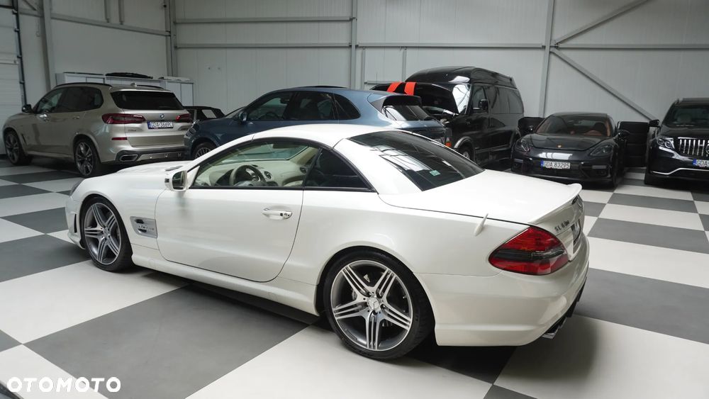 Mercedes-Benz SL 63 AMG SPEEDSHIFT MCT - 3