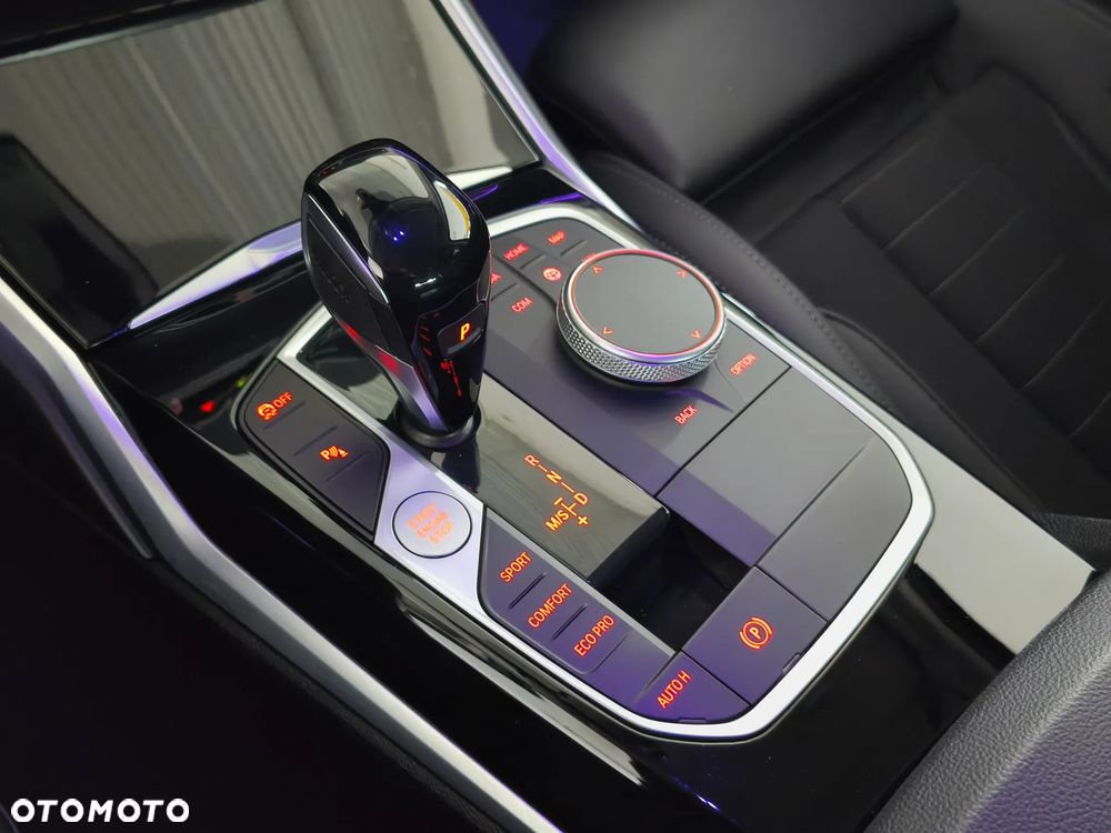 BMW Seria 3 320d Edition M Sport Shadow - 8